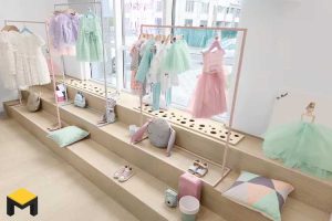 مراحل طراحی فروشگاه لباس بچگانه