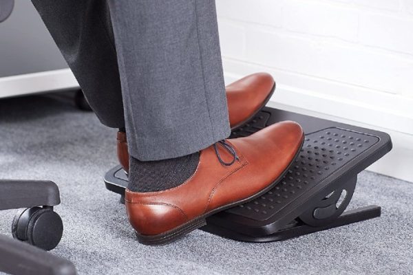 Best-Under-Desk-Footrests-TS1