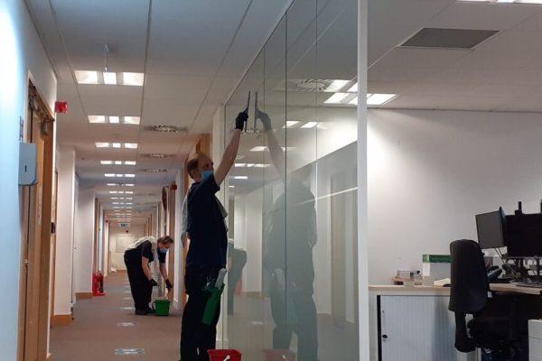 راهنمای جامع نگهداری پارتیشن اداری | افزایش طول عمر و کارایی