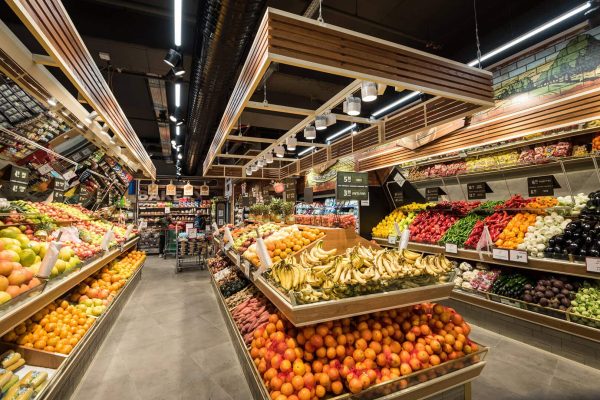 نکته های مهم دکوراسیون داخلی میوه فروشی که منجر به فروش بالا میشه!