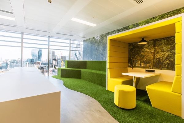 چگونه با تغییر دکوراسیون اداری فضای کار را مدرن کنیم