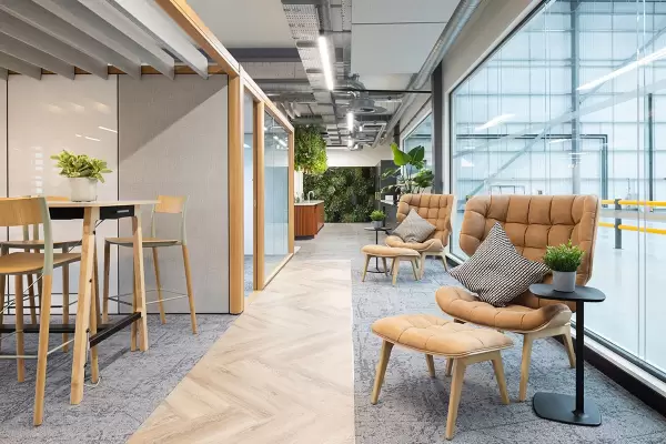 آکوستیک و آرامش در دکوراسیون دفتر کار ساده و شیک